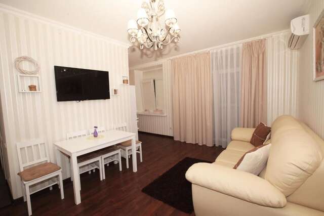 Апартаменты Apartment in the Centre of City Днепр-14